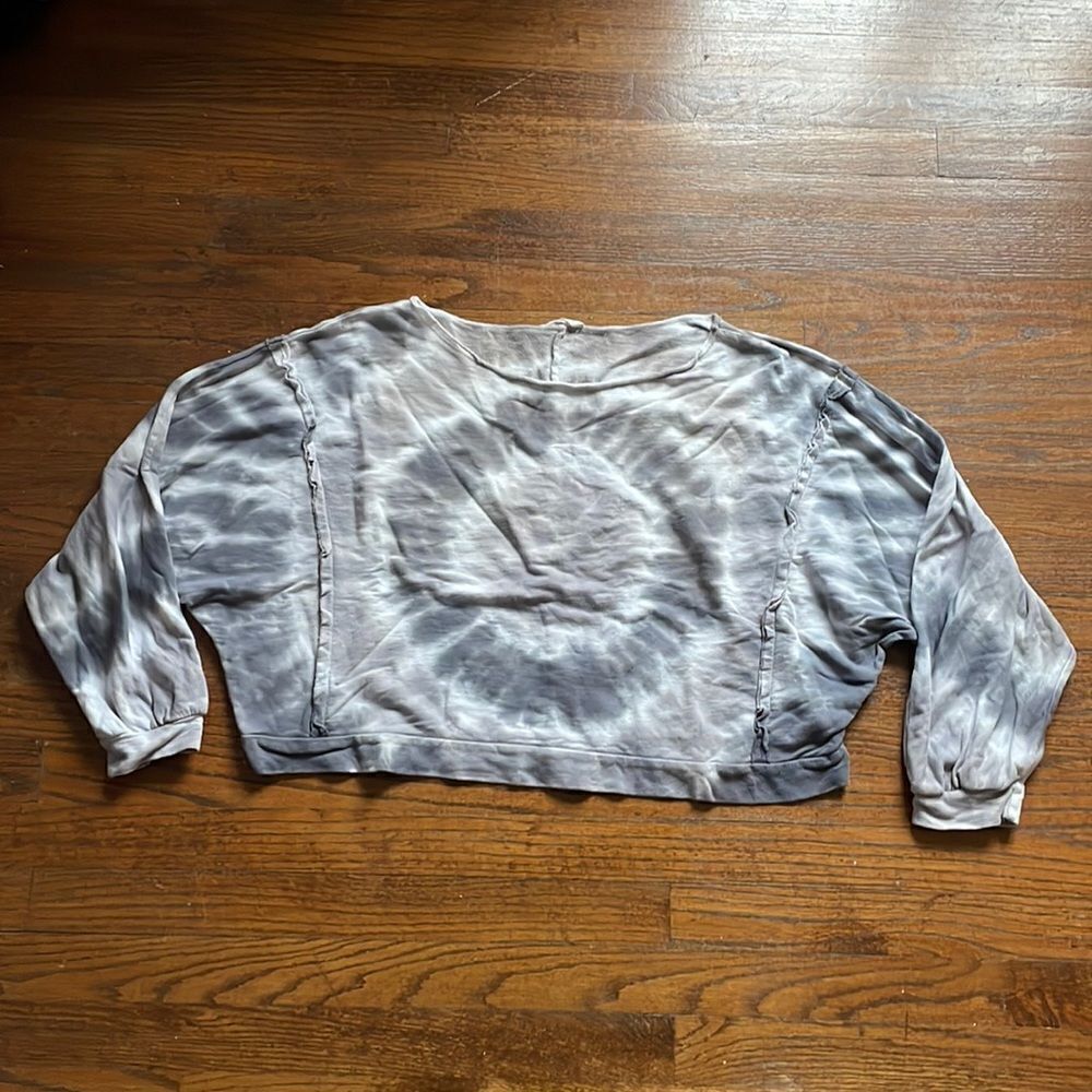 Altar’d State Gray Tie Dye Crop Sweatshirt